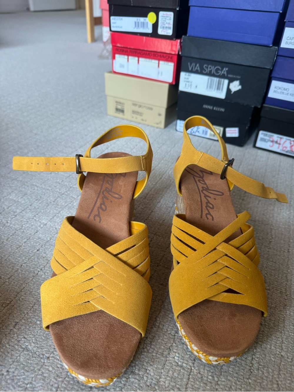 NWT Zodiac Women's Paola Yellow Gold Wedge Espadrille Sandals (Size 9M)